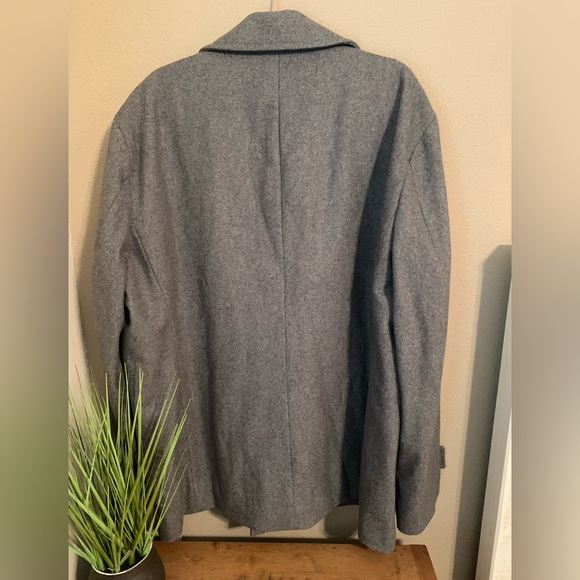 NWT Claiborne Gray button down coat. Size XL - Picture 2 of 9